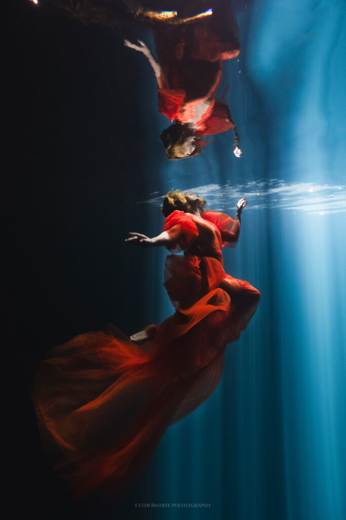 underwater-photoshoot-in-tulum-cenotes
