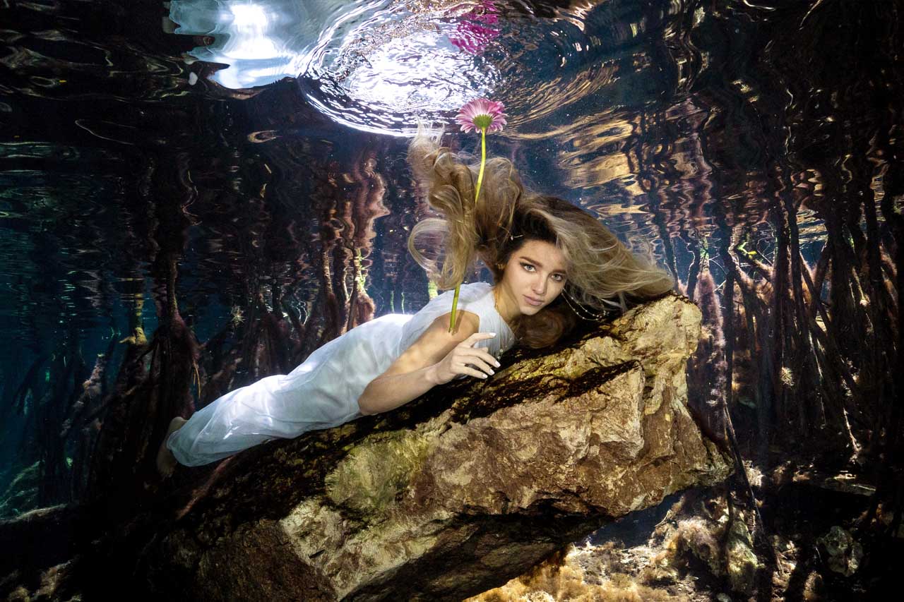 "Submerged Beauty Makeup Tips For Underwater Photoshoots" 